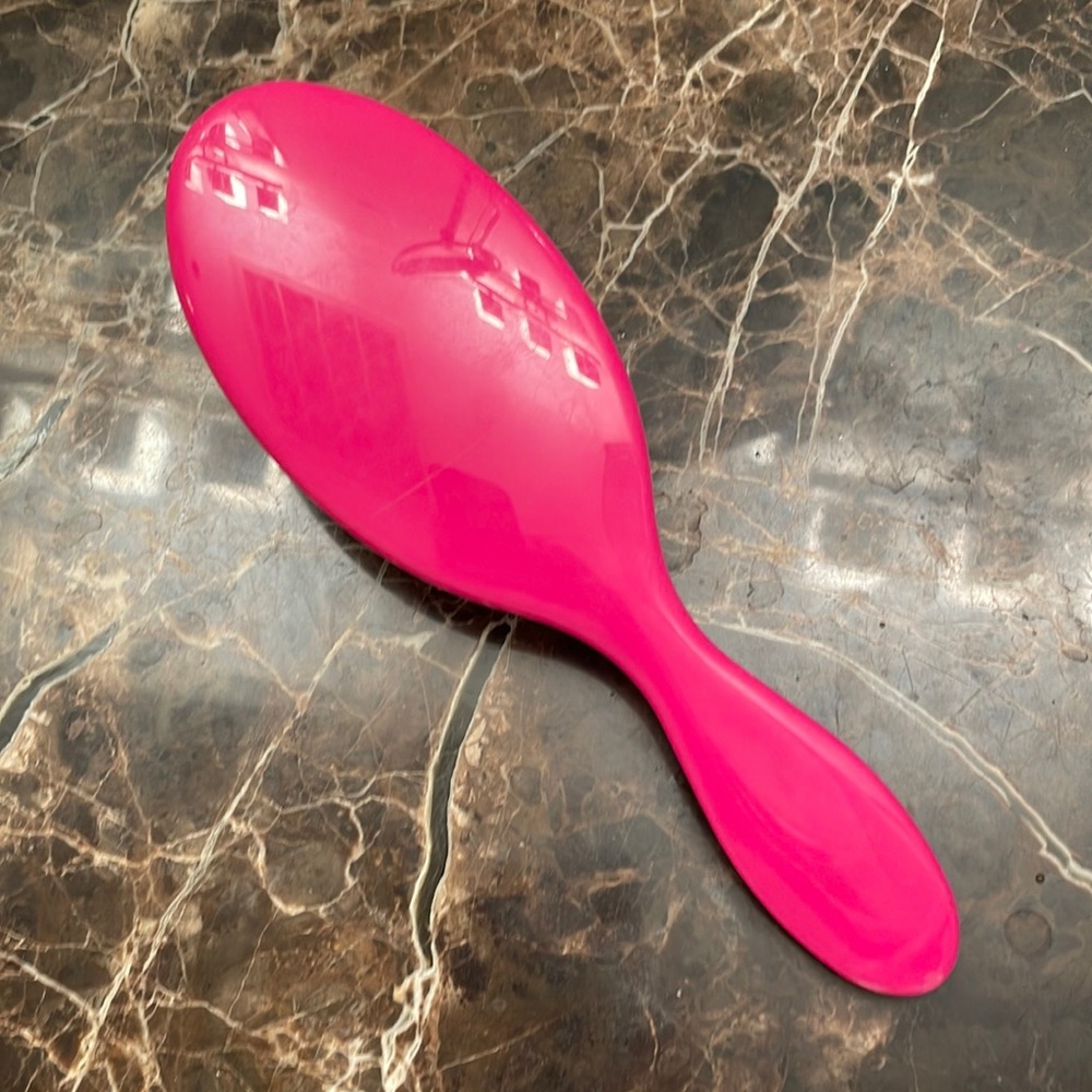 Wet brush